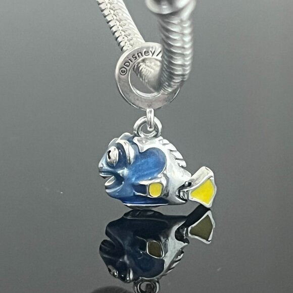 Pandora Dory Dangle Charm - Picture 2 of 4